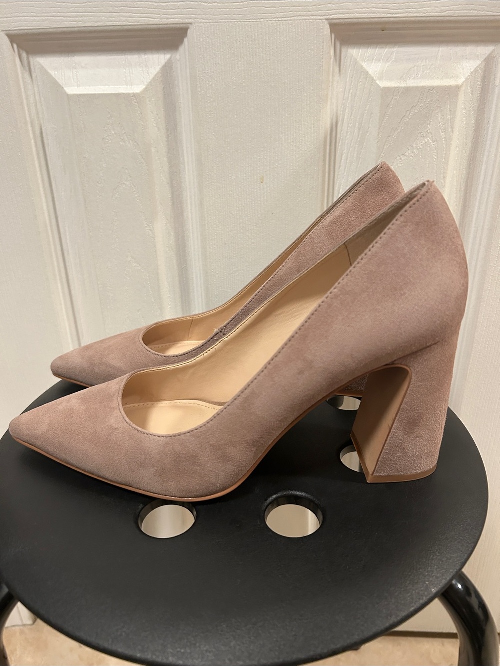 Vince Camuto Suede Pumps Size 10